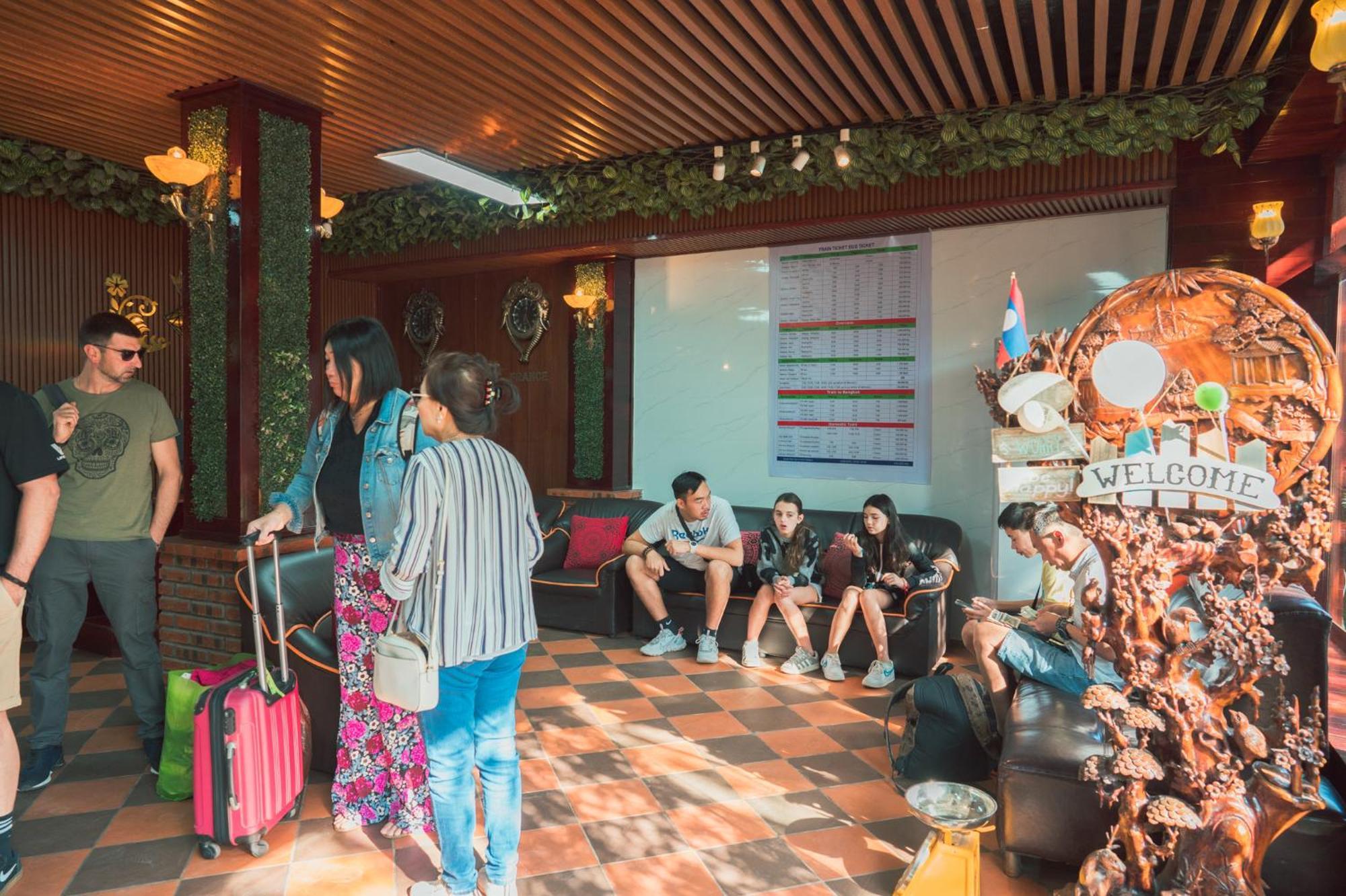 Vientiane Ruby Riverside Hotel מראה חיצוני תמונה