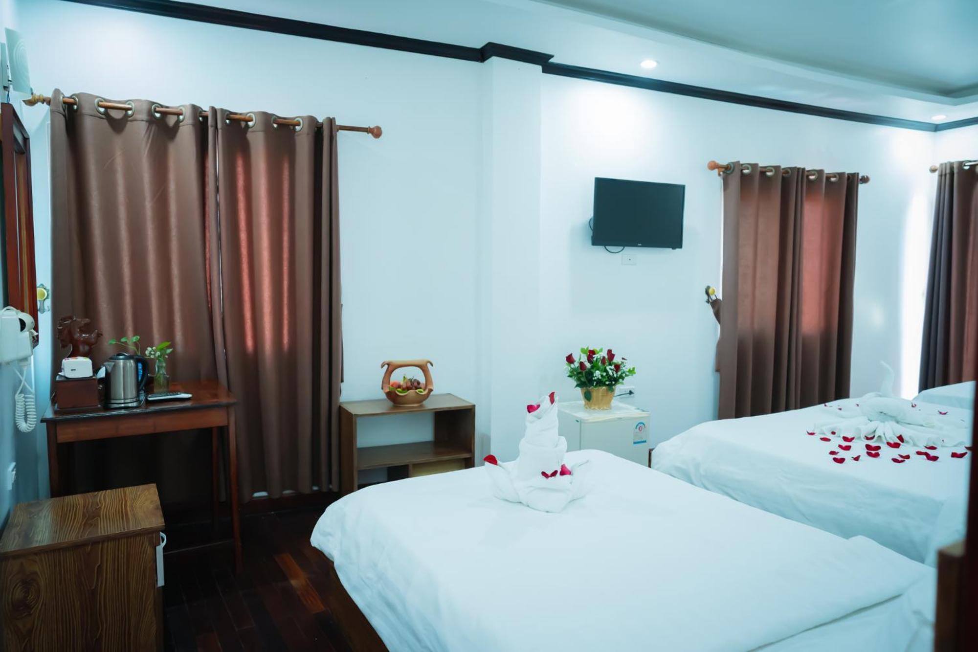 Vientiane Ruby Riverside Hotel מראה חיצוני תמונה
