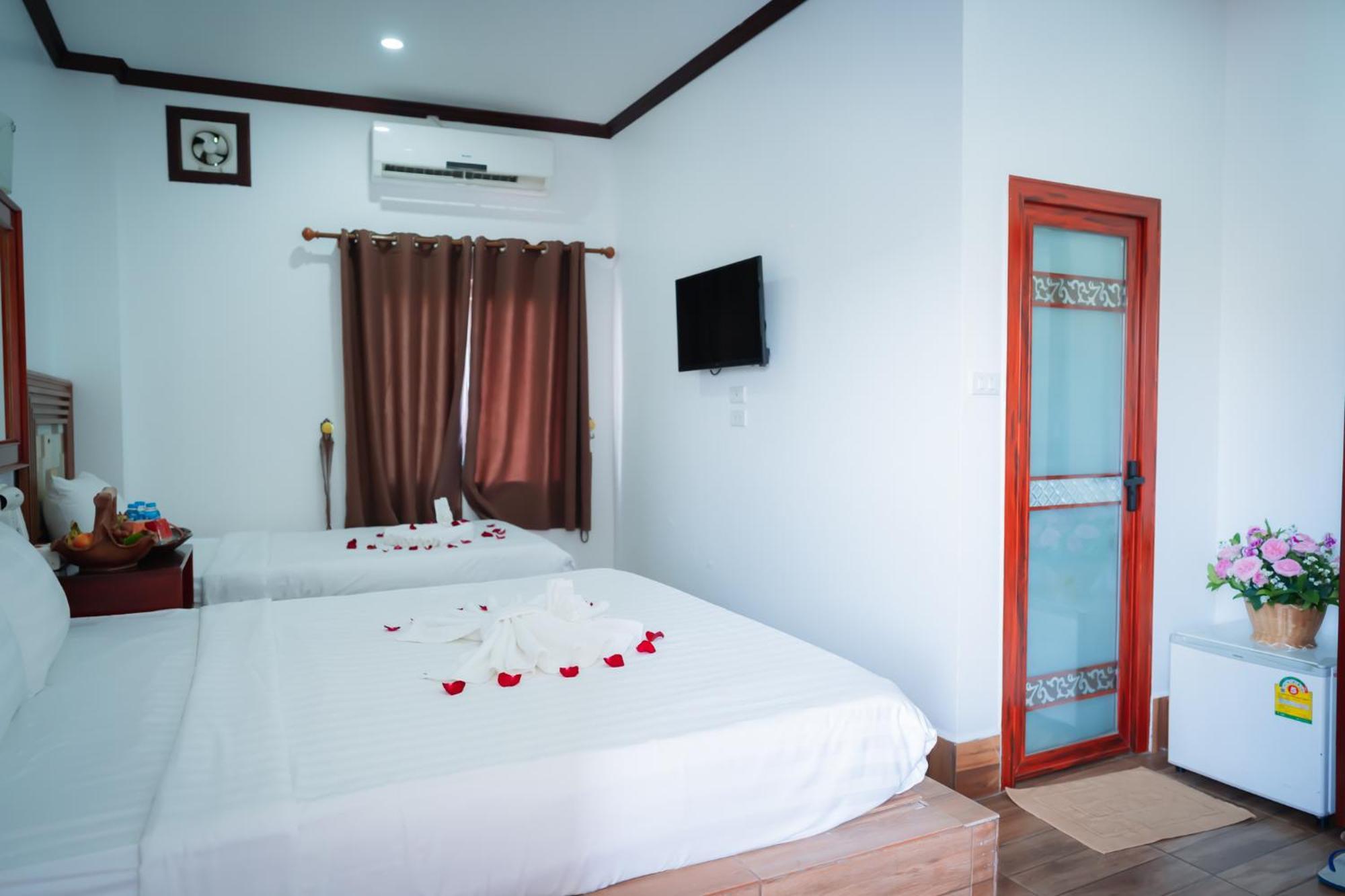 Vientiane Ruby Riverside Hotel מראה חיצוני תמונה