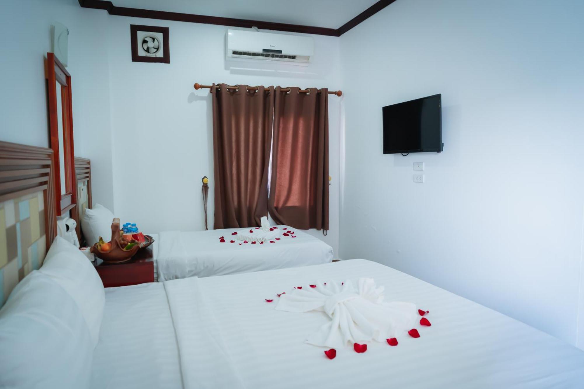 Vientiane Ruby Riverside Hotel מראה חיצוני תמונה
