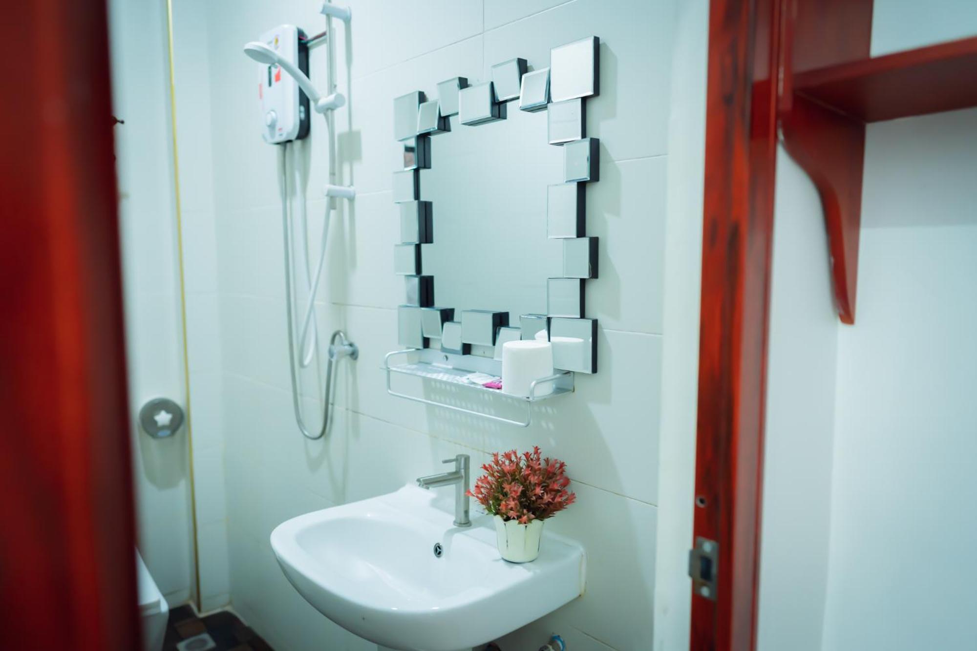 Vientiane Ruby Riverside Hotel מראה חיצוני תמונה