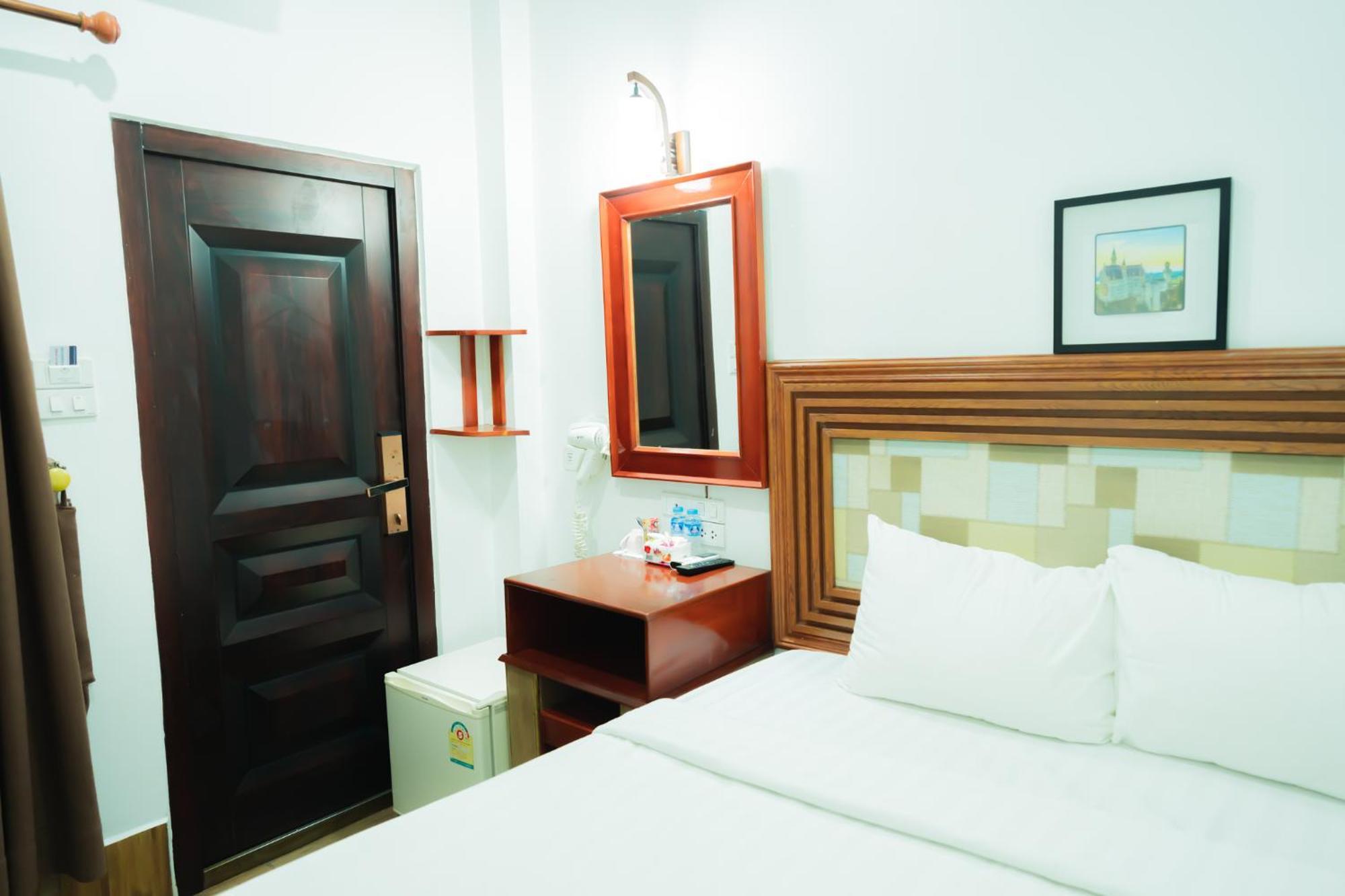 Vientiane Ruby Riverside Hotel מראה חיצוני תמונה